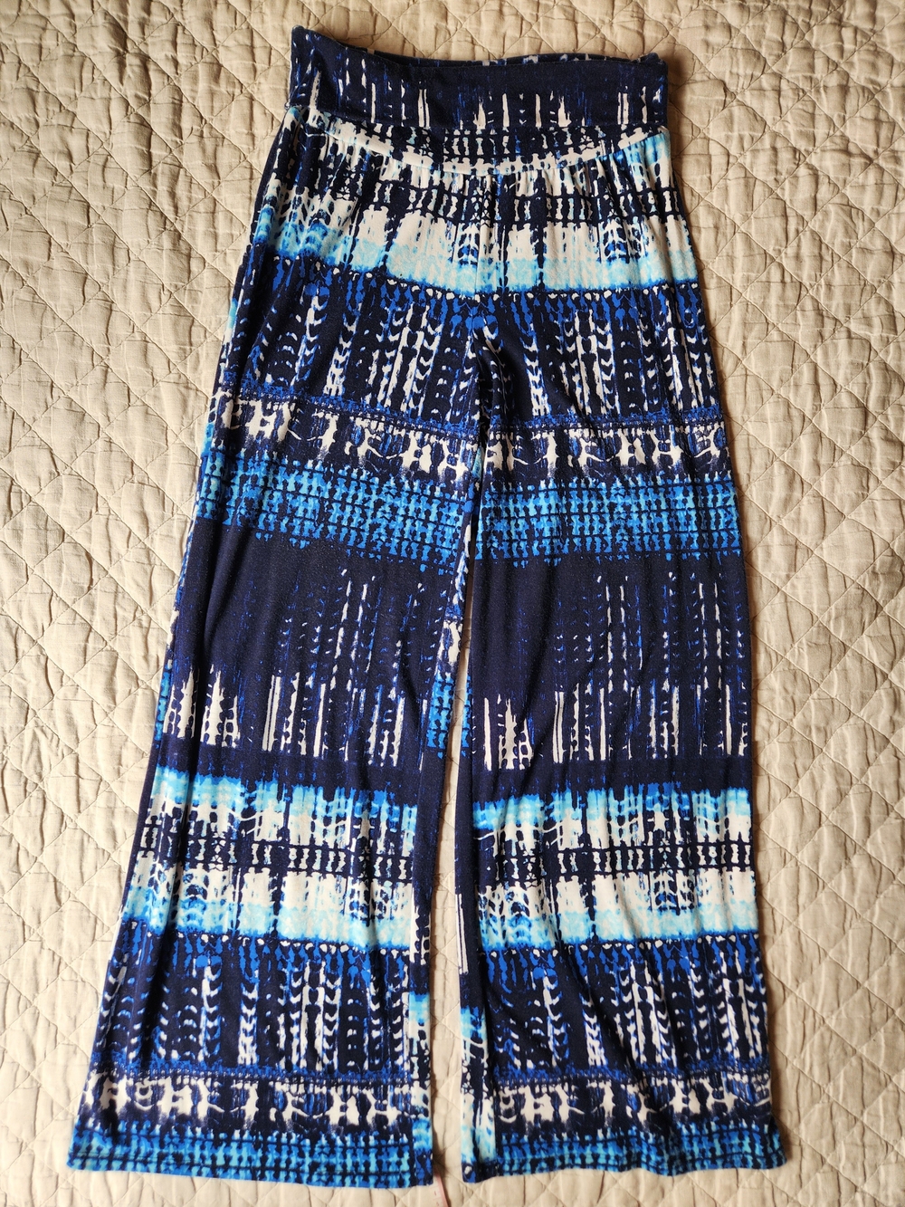 Studio 253 Blue and White Abstract Knit Palazzo Pants